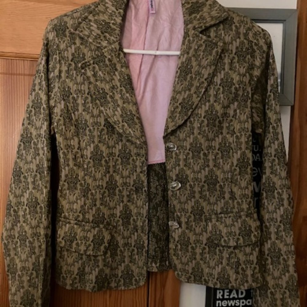 Nice Green/Pink Blazer by Tempted